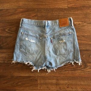 Levi’s 501 cutoff shorts